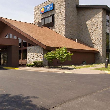 Comfort Inn & Suites Syracuse-Carrier Circle East Syracuse Exterior foto